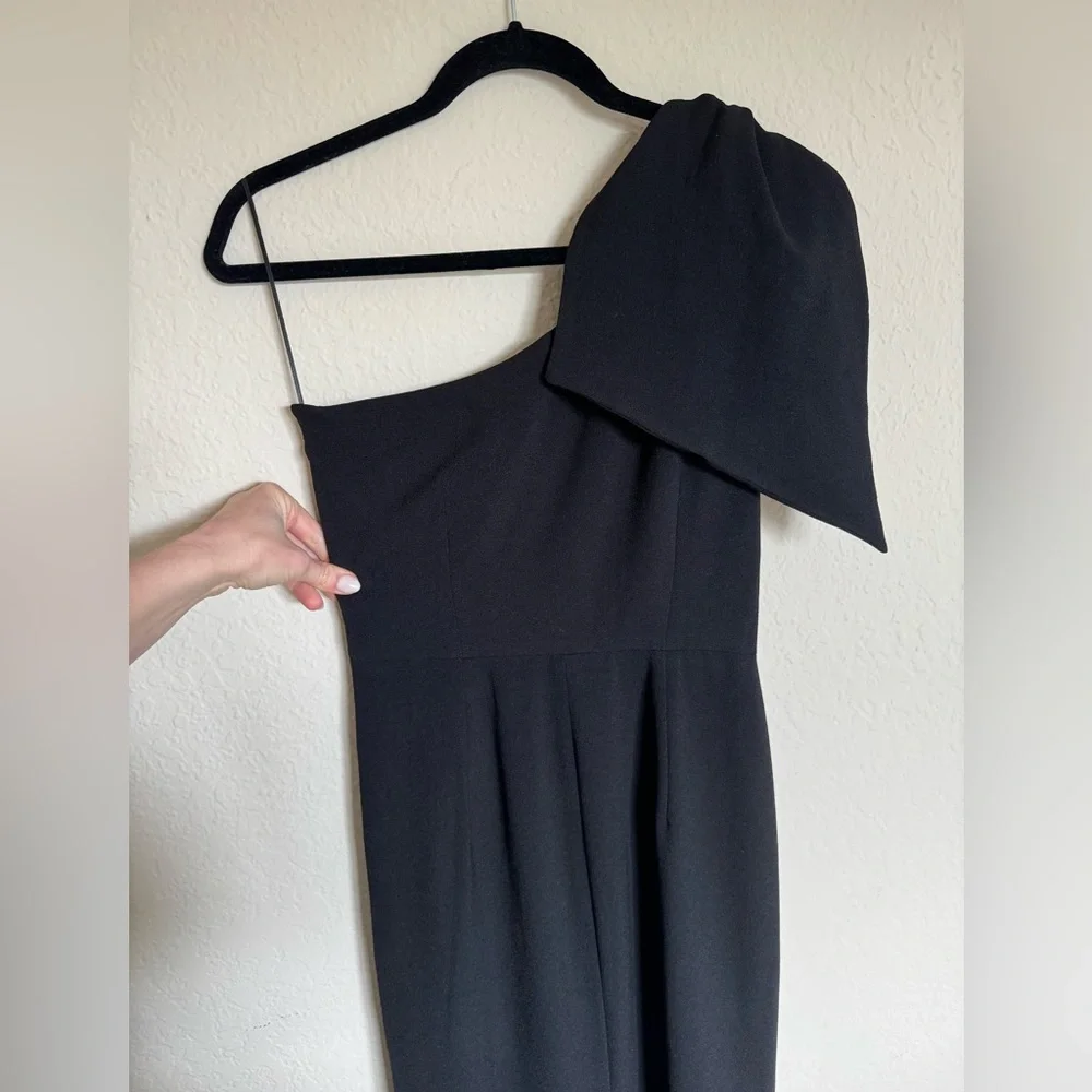 Dress the Population Black One-Shoulder Maxi Dress - Picture 9 of 11